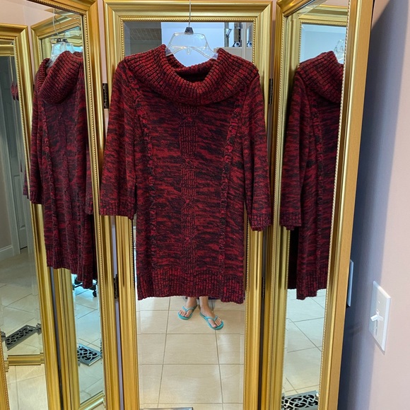 Kim Rogers tunic sweater size small. - Picture 6 of 6